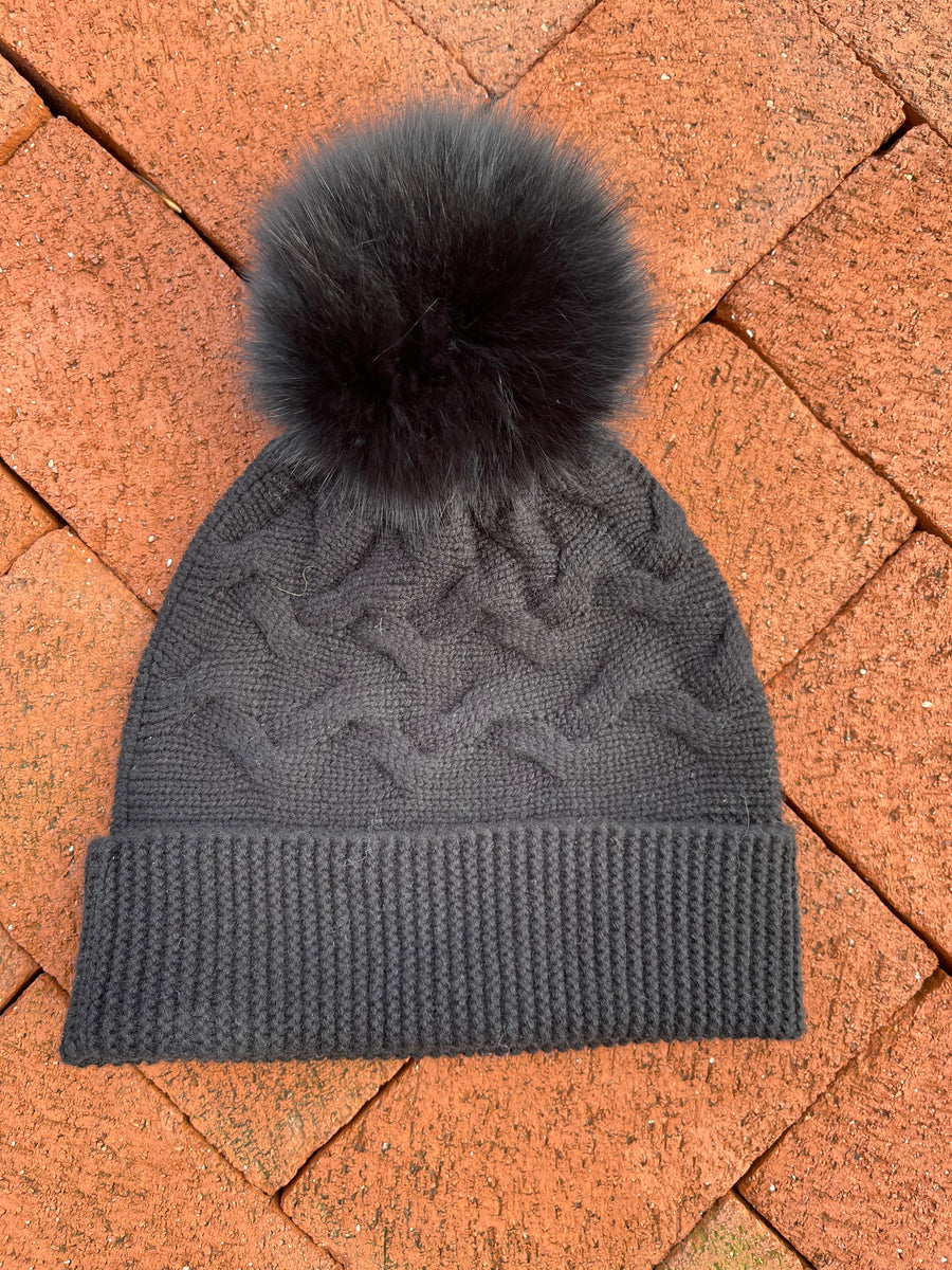 KINROSS Luxe Cable Hat